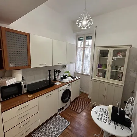 Apartmán La Casa Di Rosa , Elegante A Corso Trieste, Metro B