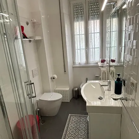 La Casa Di Rosa , Elegante A Corso Trieste, Metro B Roma