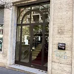 La Casa Di Rosa , Elegante A Corso Trieste, Metro B شقة روما